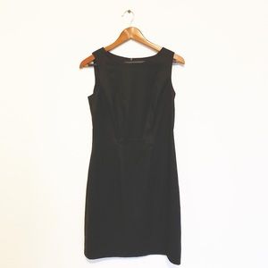 🌸 Sleek and Sexy Black Sleeveless Dress